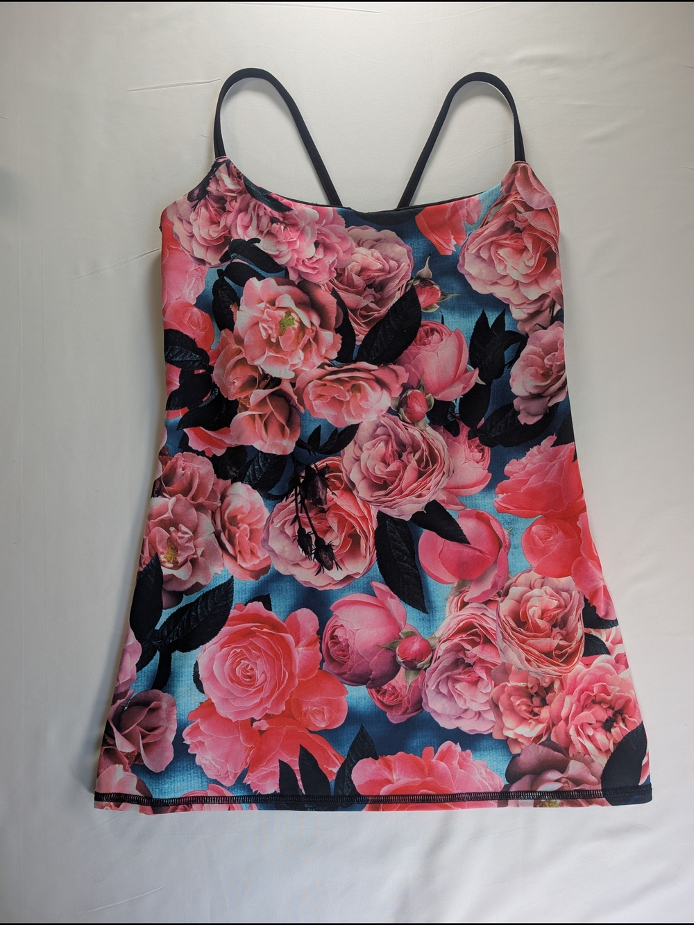 *Rare* Lululemon Dancing Warrior Tank - Secret Garden Print